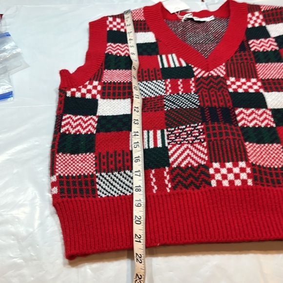 PATCHWORK knit MIX VEST RED GREEN WHITE Christmas holiday sweater PULLOVER NEW L - Picture 5 of 12
